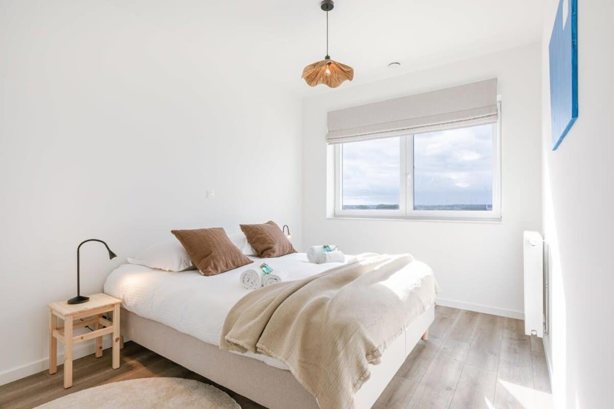 Huswell - Lovely New Apartment At The Harbor + Parking Bruges Exterior photo