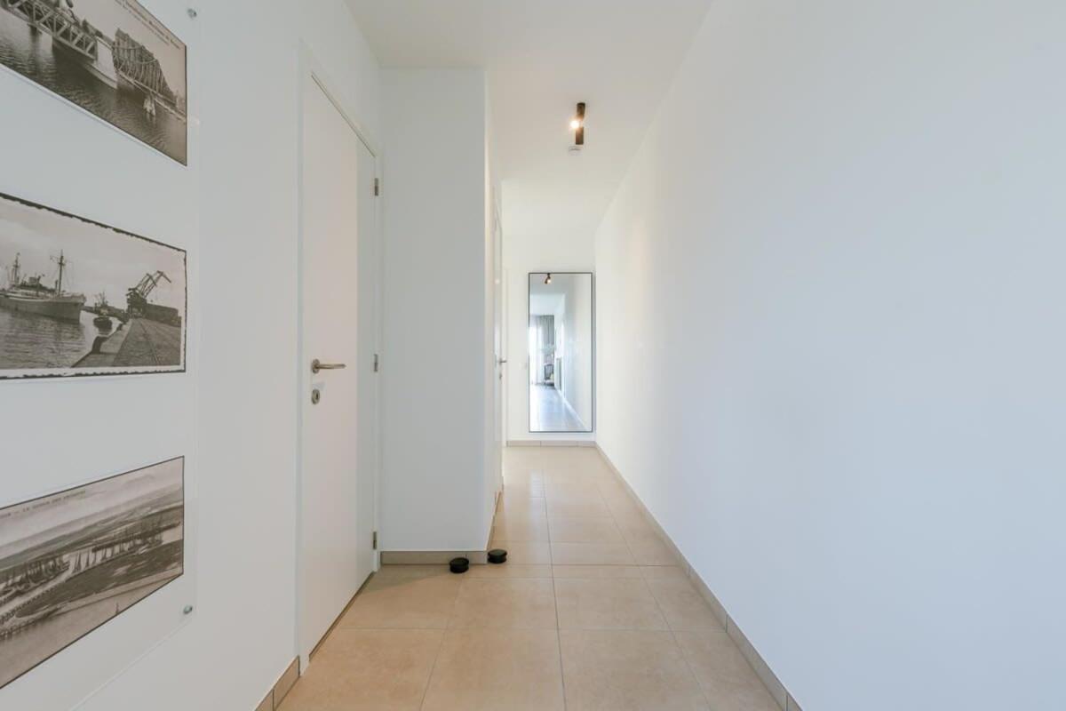 Huswell - Lovely New Apartment At The Harbor + Parking Bruges Exterior photo