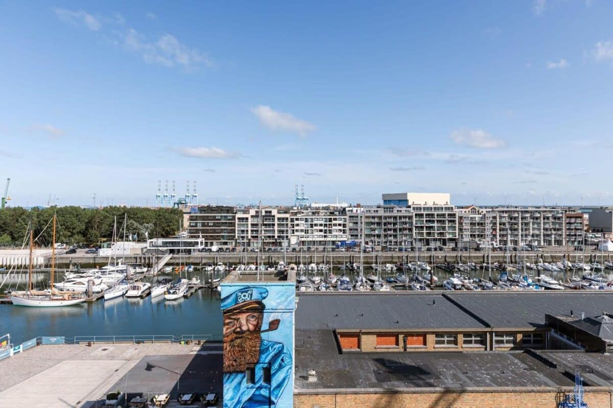 Huswell - Lovely New Apartment At The Harbor + Parking Bruges Exterior photo