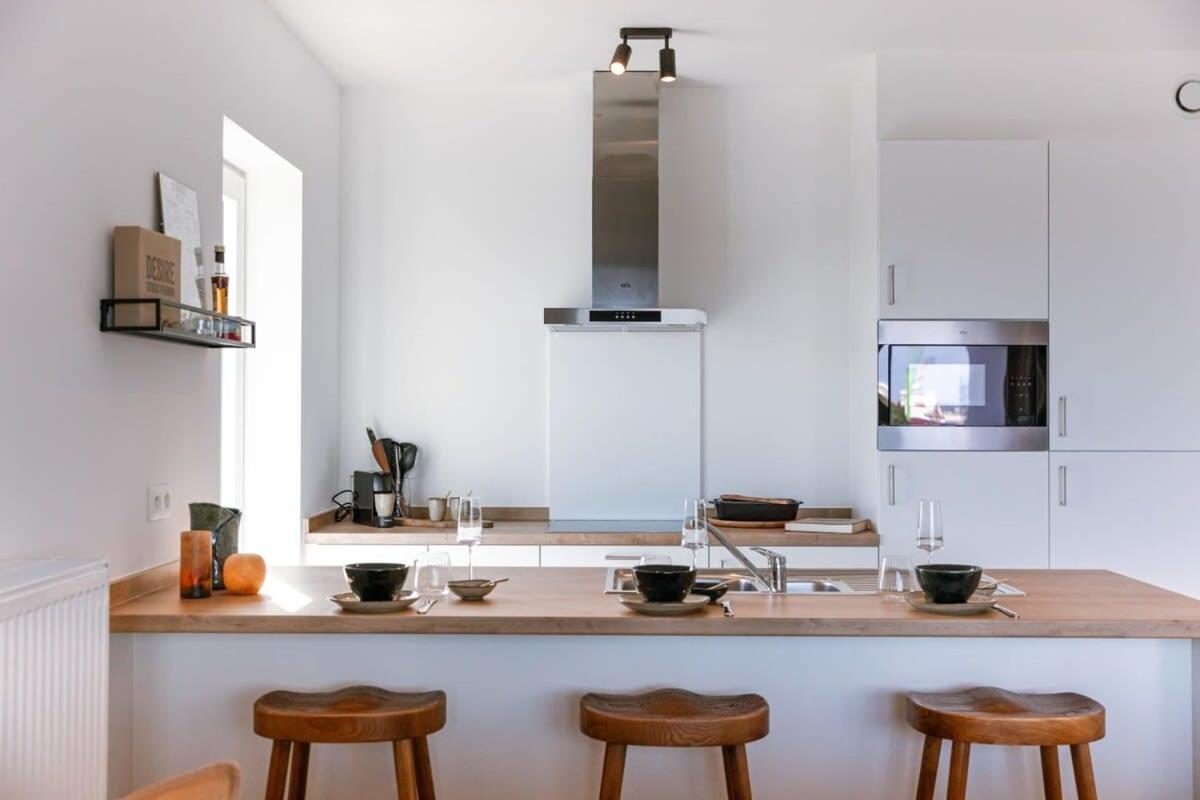 Huswell - Lovely New Apartment At The Harbor + Parking Bruges Exterior photo